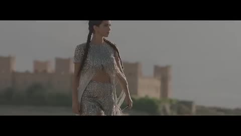 INNA_-_Yalla___Official_Music_Video