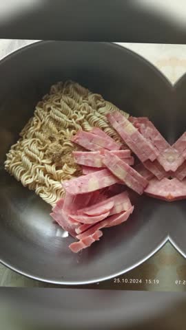 2024-10-25-181156676