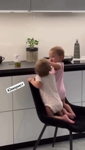 VID_20250203_222733_577