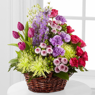 loved-tley-basket-for-funeral-abm003