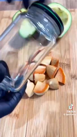 Лечим суставы авокадо