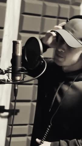 Она как космос