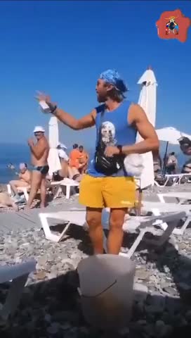 тем_временем_на_пляже