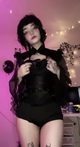 VID_20250808_175621_254