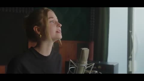 Liza_Nebo_-_Королевство_Кривых-cover