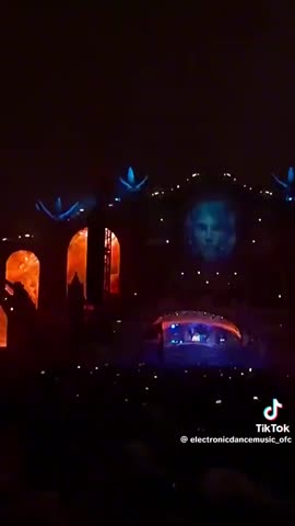 b0fd79daacb8b56361049a6cfb2501f1