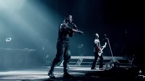 Rammstein-Du_Hast_Paris_