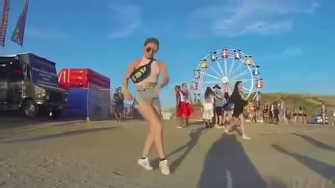 Vot_jeto_dvizheniya_A_ty_pod_Veterok_Band_ODESSA_nasimke_