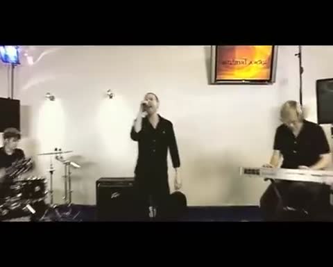 _mobi_Animal_DzhaZ_-_Tri_poloski_Official_Video__spDy95Sww6k
