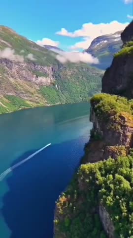 video_16752455980524