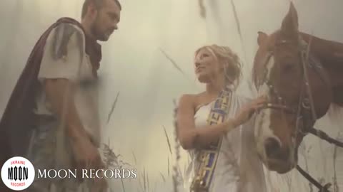 Тамерлан_и_Алена_Омаргалиева_-_Может_это_ты_-_360HD_-__VKlipe__