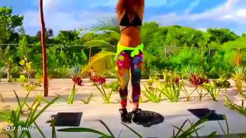 __Dj_Smile_New_Mix_2017_wScG-2JmHxE