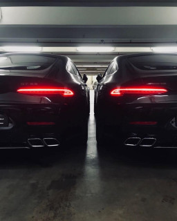 z-fhk-FwLDY