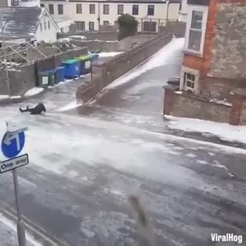 Tjazhela_doroga_na_rabotu-